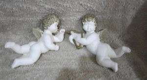Vtg 1955 Universal Statuary Corp Chicago Lot of 2 Angels Cherubs Wall Plaques - Picture 1 of 19