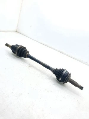 06-18 TOYOTA YARIS AT TRACCIÓN DELANTERA LADO CONDUCTOR EJE DELANTERO MONTAJE  Foto 1 de 4