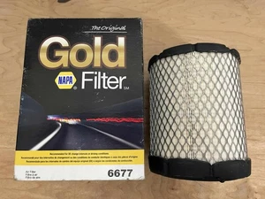 ORIGINALE | Filtro aria NAPA Gold 6677 Made In USA stesso WIX 46677 |Spedizione gratuita - Foto 1 di 4