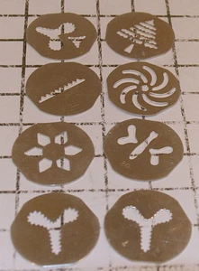 Menge 8 Vintage Mirro Plätzchen Presse Scheiben Ersatzteile Herz Blume Schmetterling - Bild 1 von 2
