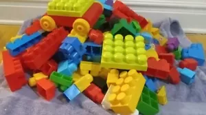 6Lbs Of Mega Blocks Pieces And Parts Bulk - Picture 1 of 4