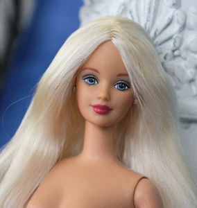 Nude Barbie Platinum Blonde long hair TnT blue eyes pink lips Mackie DBox4 OOAK - Picture 1 of 14