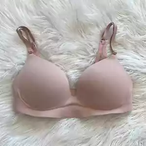 Victoria’s Secret incredible padded no wire bra size 32C - Picture 1 of 6