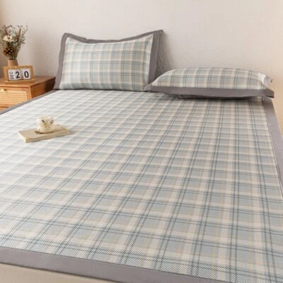 Ice rattan mat Simple mat Cool breathable air conditioning mat can be folded - Image 1 of 4