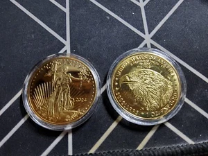 Gold Plated Collectable Paperweight Round, "Liberty & Eagle" - Picture 1 of 1