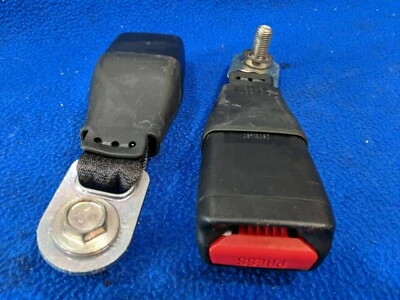 *QUANTITY 1* LEXUS LS460 LS600H REAR LEFT or right SEAT BELT seatbelt BUCKLE OEM - Image 1 of 2