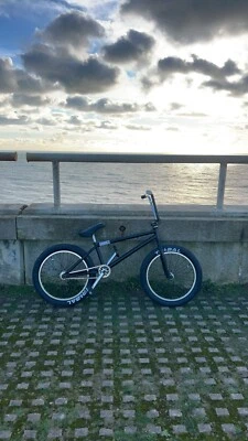 bmx bike  - Image 1 of 4