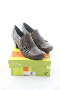 BareTraps Womens Slip on Booties Shoes Size 11 Brown Leather Ruched Treasure NEW - Picture 1 of 12