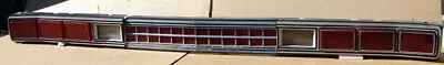 1973 MERCURY MARQUIS BROUGHAM COMPLETE WALL TO WALL TAIL LIGHT ASSEMBLY - Image 1 of 3