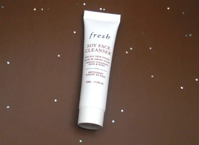 Fresh Soy Face Cleanser for Face & Eyes 15mL / 0.5 Oz DELUXE SAMPLE WITHOUT BOX - Image 1 of 4