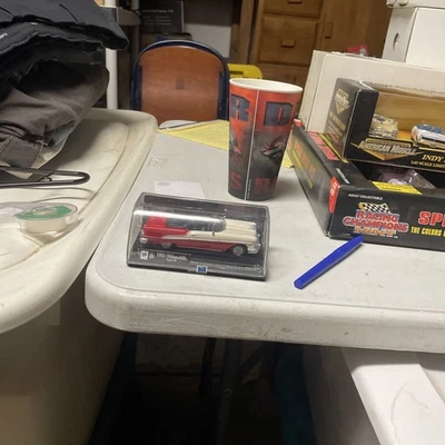 Nuevo Ray escala 1:43 Die Cast 1955 Oldsmobile Super 88 convertible Foto 1 de 4