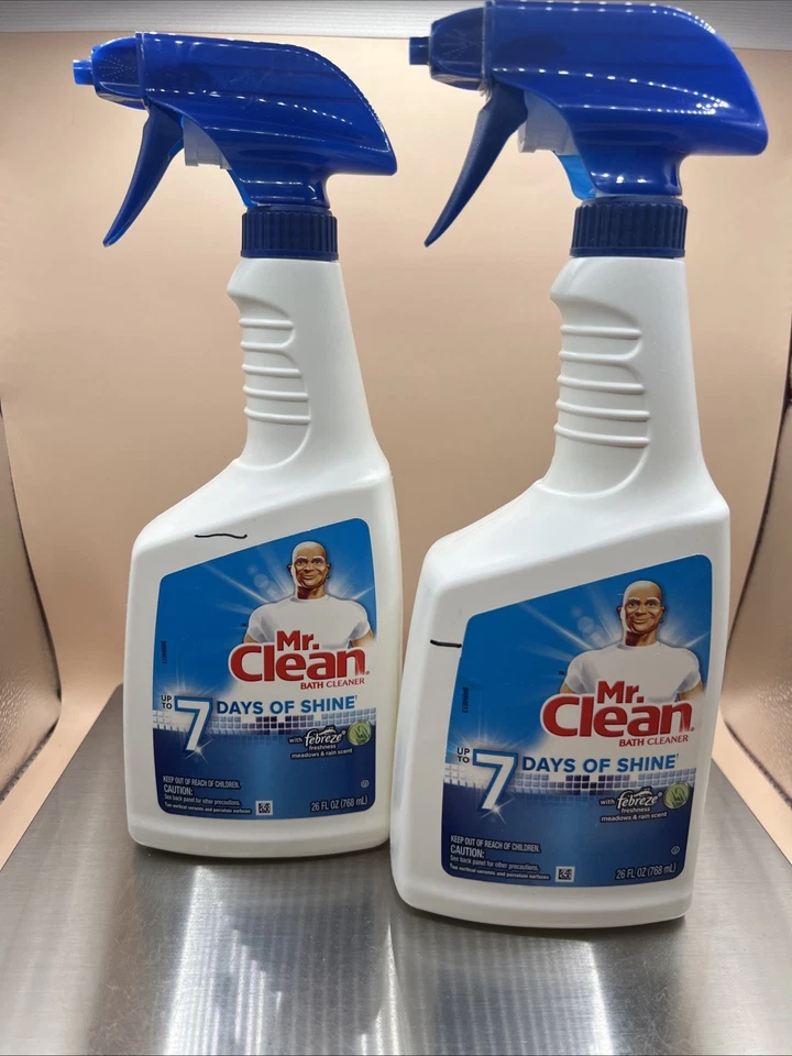 Limpiador de baño Mr. Clean con prados y lluvia Febreeze 26 oz 7 días de brillo Foto 1 de 1