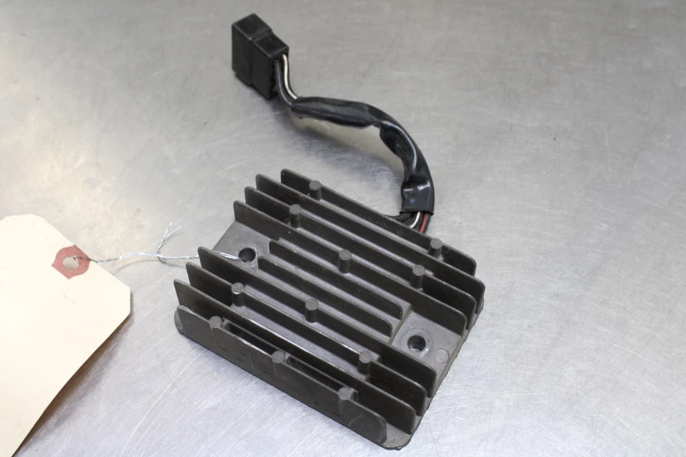 00-03 SUZUKI GSXR750 RECTIFIER VOLTAGE REGULATOR 32800-33E21 Foto 1 de 4