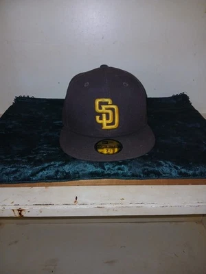 Gorra ajustada New Era de los Padres de San Diego 7 3/8 59FIFTY auténtica gorra de campo Foto 1 de 4