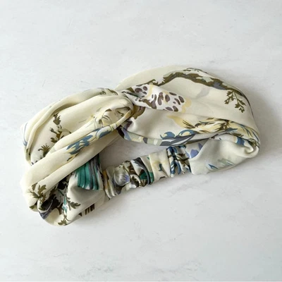 Diadema Anthropologie Crema y Azul Floral Estampado Bufanda Foto 1 de 3