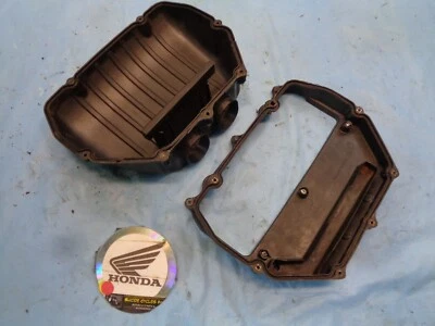 1996 Honda CBR 600 f3 air box lid top cover plastic parts 95 96 97 - Imagem 1 de 4