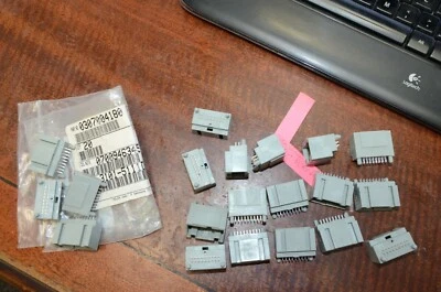 Molex 18 Position H-DAC 64 Automotive Header Connector Housing 30700-4180 Lot - Image 1 of 2