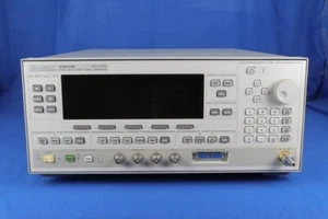 HP 83650B Signal Generator Sweep opt 001(step attenuator)/ 008(1Hz frequency res - Picture 1 of 5