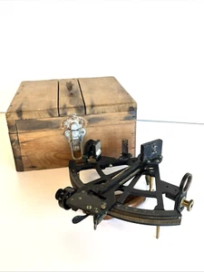 David White Co. US Navy Sextant MK II - Picture 1 of 12