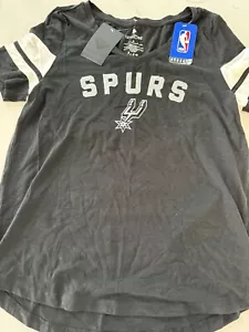 San Antonio Spurs Women’s V Neck Shirt In A Size Medium - Picture 1 of 3