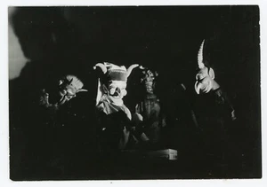 FOTO, Teufelspuppe Teufelspuppe Schatten Licht - Bild 1 von 2