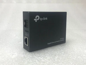 Convertisseur multimédia TP-Link MC220L Gigabit Ethernet SFP UNITÉ SEULEMENT - Photo 1/4