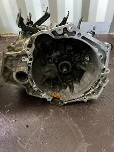 Toyota Auris Mk2 2012-2017 1.3 Petrol 6 Speed Manual Gearbox - Picture 1 of 6