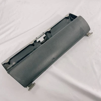 Cubierta de guantera Mercedes-Benz W116 vintage 450SEL A1166890230 Foto 1 de 4