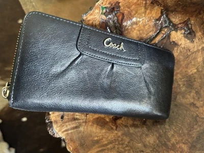 Cartera Coach vintage de cuero Ashley con cremallera negra Y2K Foto 1 de 4