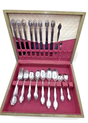 55 Piezas ESPEJO PRECIOSO Cubiertos Plateados SERVICIO PARA 8+ CAJA Wm Rogers 1954 Foto 1 de 4