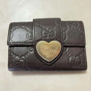 Estuche para llaves Gucci 6 ganchos cuero marrón soporte billetera accesorio regalo raro E425 - Imagen 1 de 8