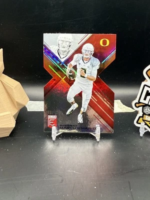 Marcus Mariota 2017 Donruss Elite troquelado plateado/49 Eagles (CBR) Foto 1 de 2