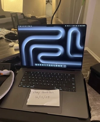 Apple MacBook Pro M3 MAX 8 ТБ 128 г 16 дюймов - Изображение 1 из 4