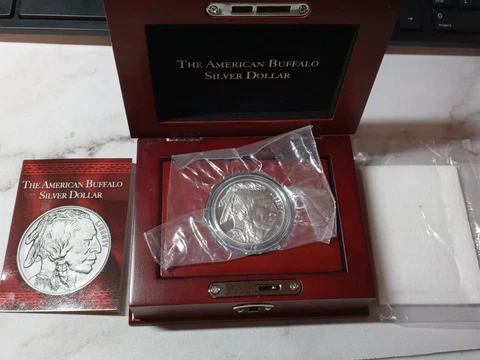 2001 P AMERICAN BUFFALO SILVER DOLLAR PROOF W/BOX (No Key - Missing Screw) Cover