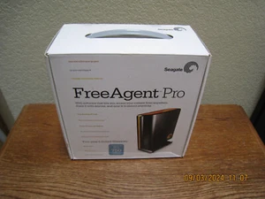 Seagate ST307504FPA1E1-RK FreeAgent 750 GB 3.5" USB 2.0 External HD Sealed! - Picture 1 of 2