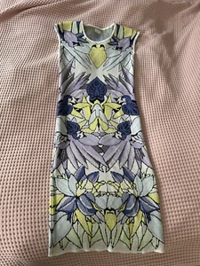 LALA Berlin Kleid Gr. M Strick Blumen - Bild 1 von 6