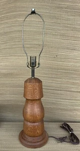 Vintage Turned Solid Wood Quarter Sawn Oak Table Lamp Arts and crafts MCM - Picture 1 of 8