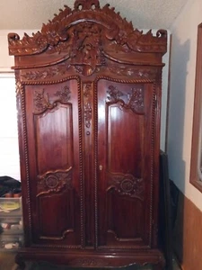 Carved French Armoire - Picture 1 of 5