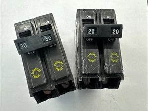 Eaton Martello Taglierina CHQ230 Tipo CH 2P 20A 30A Lotto Interruttore QO230 Q0220 - Foto 1 di 6