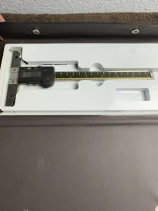 Mitutoyo Digimatic Depth Gage VDS-6" Well Used - Picture 1 of 12