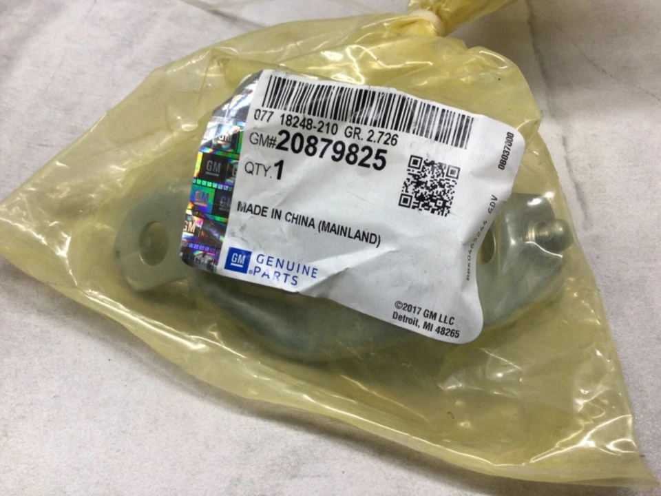 Genuine GM Headlamp Assembly Bracket 20879825 - Image 1 of 1