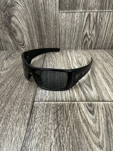 Oakley Batwolf OO9101-04 130 Black Sunglasses FRAMES ONLY - Picture 1 of 11