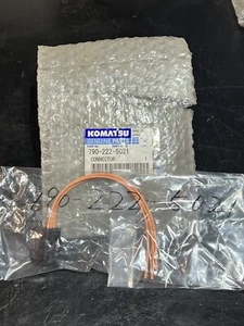 Genuine Komatsu 790-222-5021 3 Pin Electrical Connector NEW OEM - Picture 1 of 1