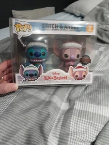 Funko Pop! Disney Lilo und Stitch & Engel Weihnachten 2er Pack exklusiv in Protecto - Bild 1 von 6