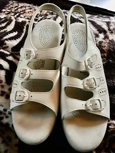 SAS Womens Sandals Tripad Comfort Shoe Size 10S Cushion Pierced Leather White - Picture 1 of 9