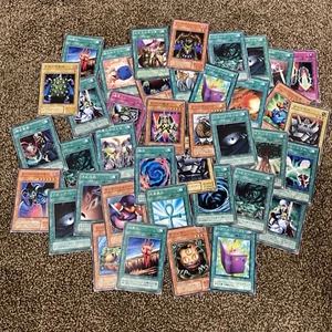 Yu-Gi-Oh! Card Lot 39 Japanese Excellent Condition View Pics - Picture 1 of 9