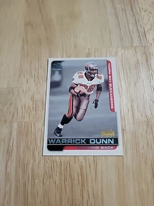 2000 Pacific Paramount WARRICK DUNN Blue /75 #227 Tampa Bay Buccaneers SP - Picture 1 of 10