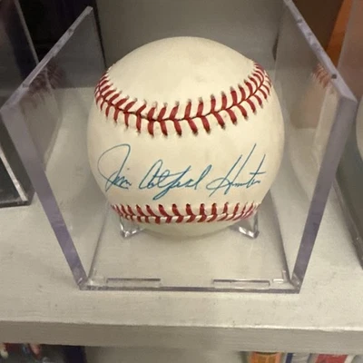 Jim "Catfish" Hunter Autograph Official AL Baseball JSA certified HoF Athletics - Image 1 of 2