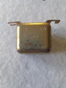 Ferrari 308 365 512 BB Carburettor, Hazard Relay - Picture 1 of 4