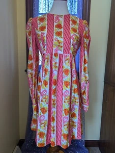 Vintage 70's Flowers French Horn Music Novelty Print Mini Dress Size Small S/M - Picture 1 of 17